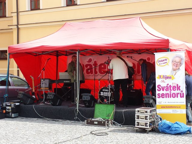 podium akce